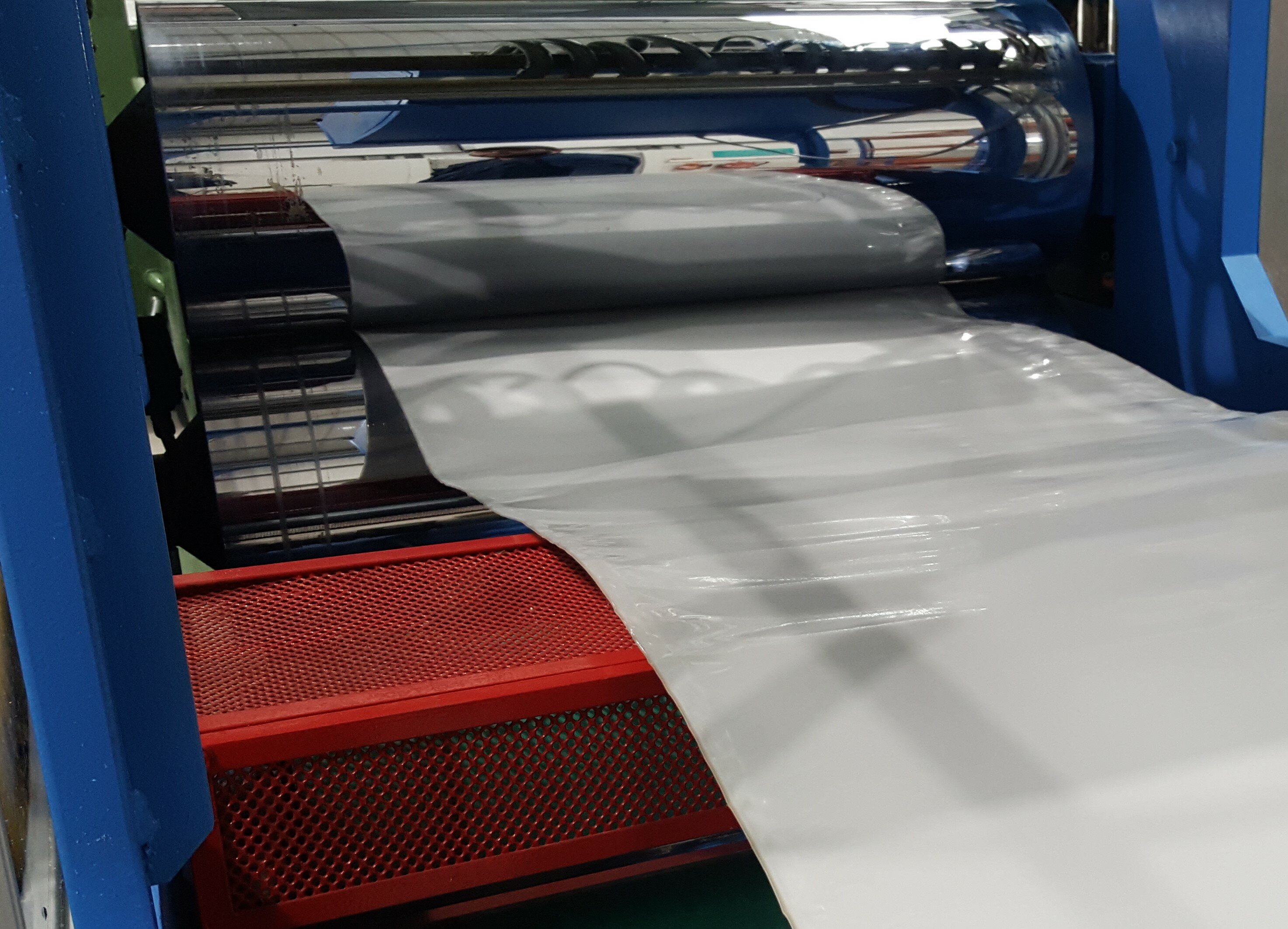 New pilot-scale thermoplastic sheet extrusion line